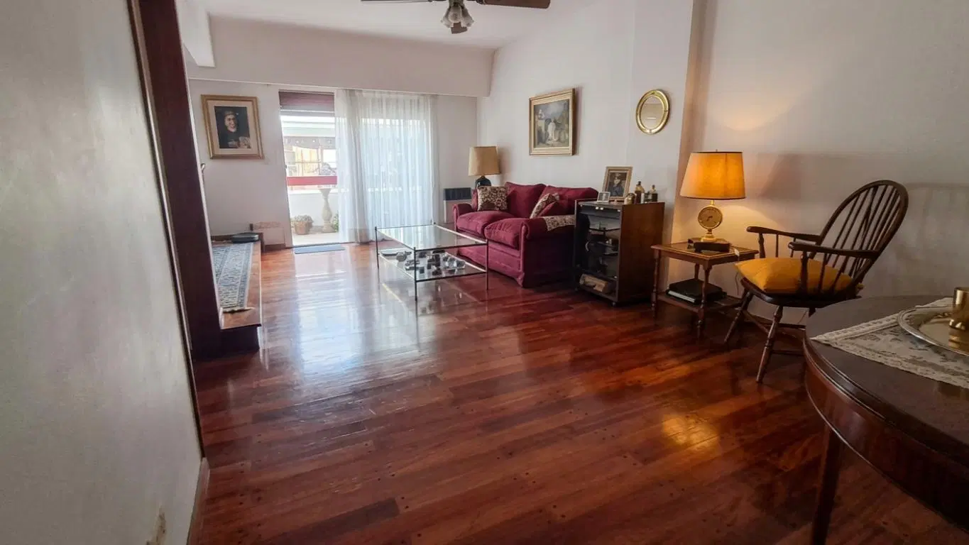 Departamento 3 ambientes con balcón corrido al frente en Caballito 3