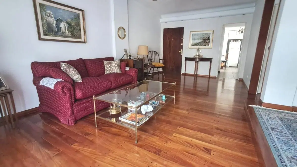 Departamento 3 ambientes con balcón corrido al frente en Caballito 2
