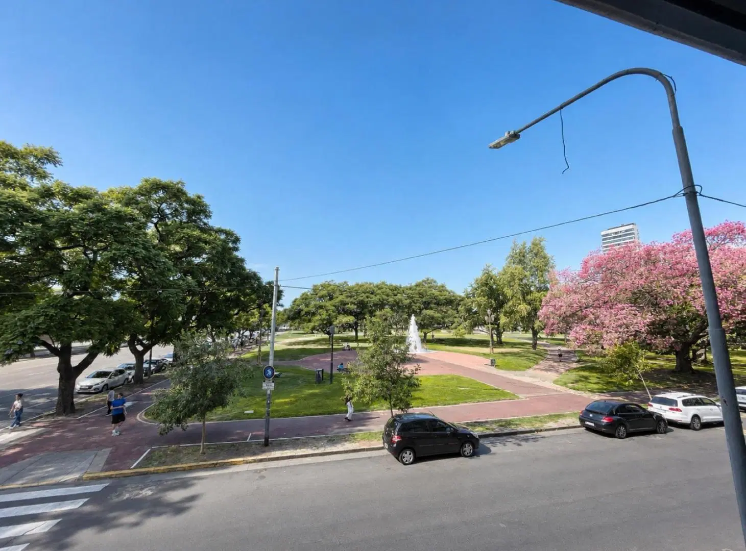 Excelente Departamento 4 ambientes 195 m2!! Seg 24 hs, cochera y Amenities - Palermo chico 2