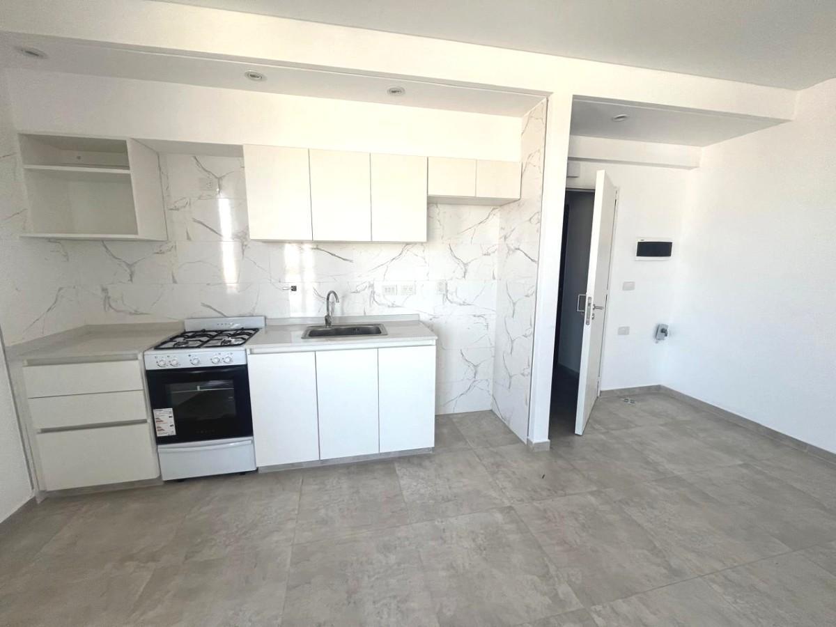 Foto de Departamento 2 ambientes en piso alto - Parque Chacabuco, imagen 4