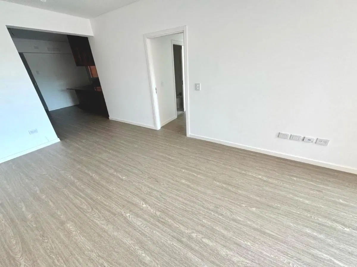 Departamento 4 ambientes con Dependencia en edificio Full amenities - Cochera opcional 5