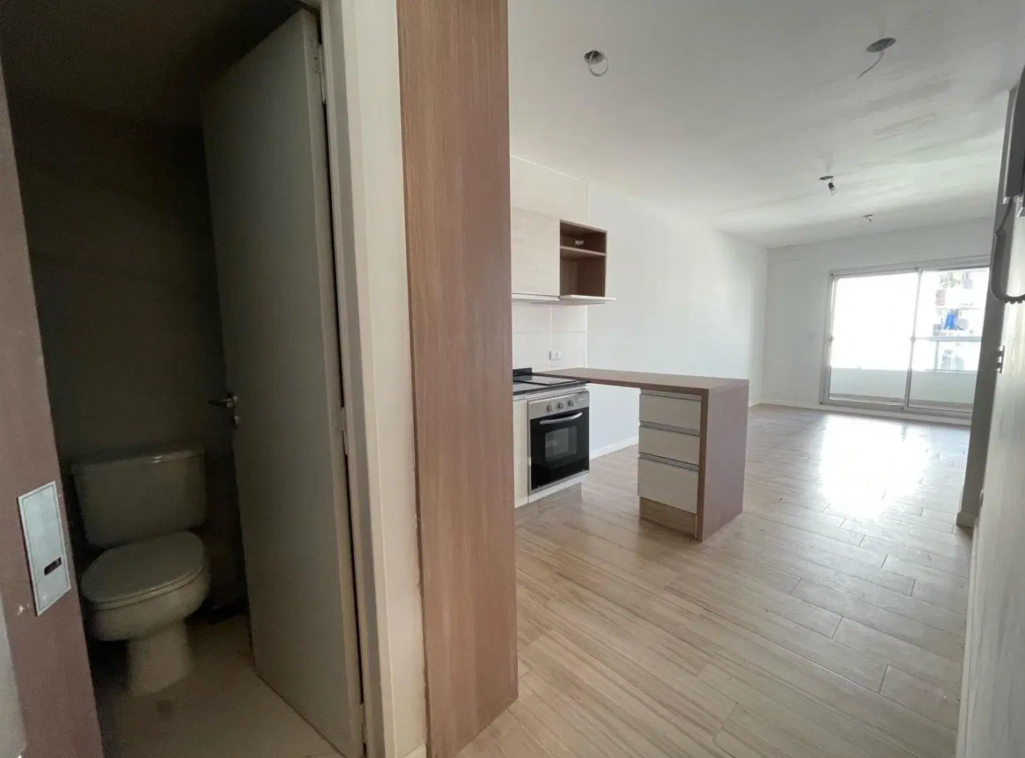 A ESTRENAR 2 AMBIENTES SUPERO LUMINOSO!!! CON AMENITIES!! 5