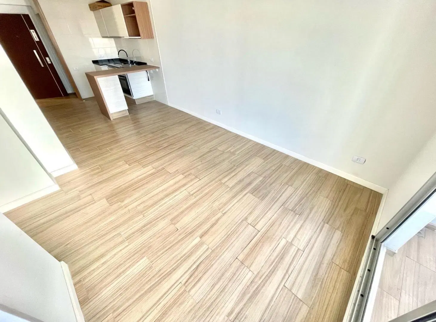 A ESTRENAR 2 AMBIENTES SUPERO LUMINOSO!!! CON AMENITIES!! 8