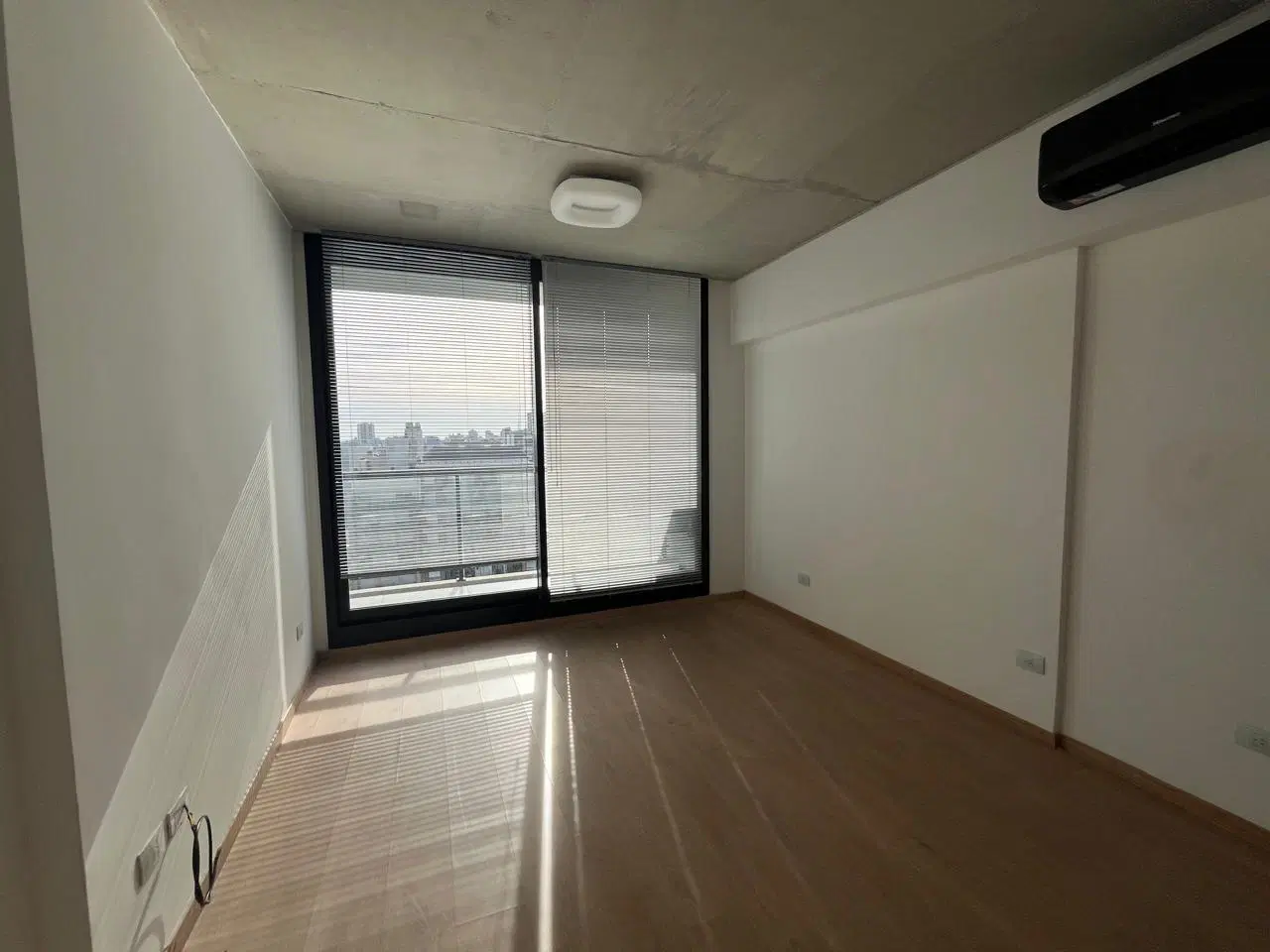 PALMERA CABALLITO Espectacular Monoambiente muy luminoso - full amenities!!! 4