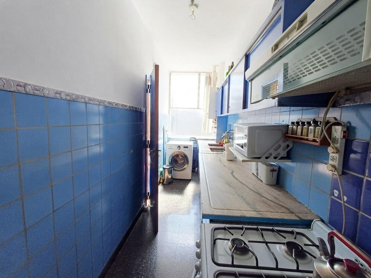 Foto de VENTA DEPTO 4AMB CON DEP/ 3 BAÑOS/LUMINOSO, imagen 2