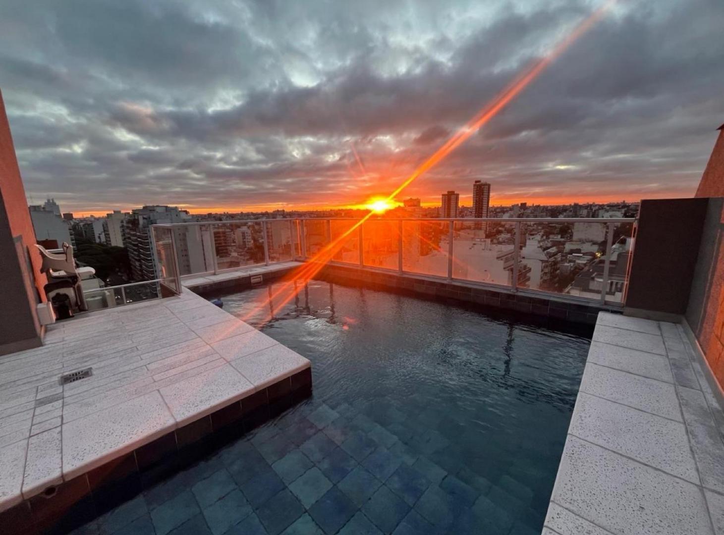 Foto de 3 Ambientes con 84 metros totales en edificio de categoría con amenities, imagen 1