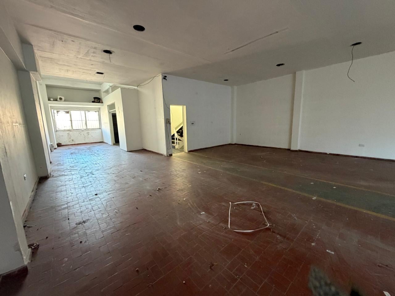 Foto de Loyola y Acevedo. Edificio en Block - 3 plantas con espacio guarda, imagen 4