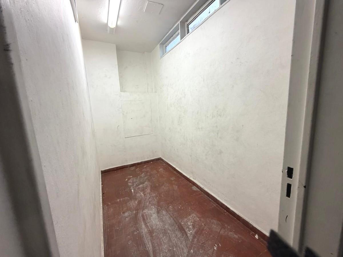 Foto de Loyola y Acevedo. Edificio en Block - 3 plantas con espacio guarda, imagen 2