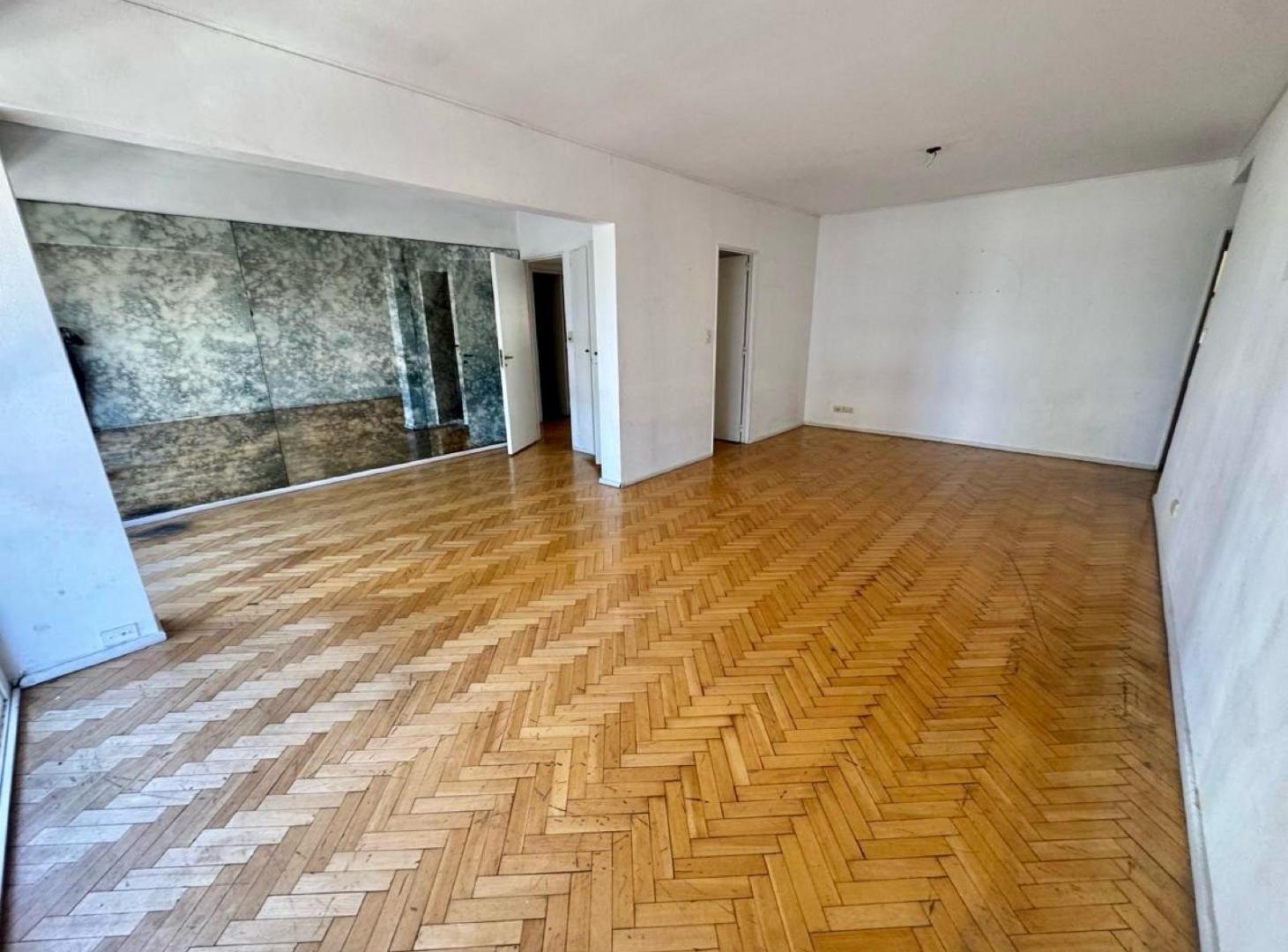 Foto de Departamento 4 Ambientes con Dependencia y Cochera fija!!! - Palermo, imagen 3