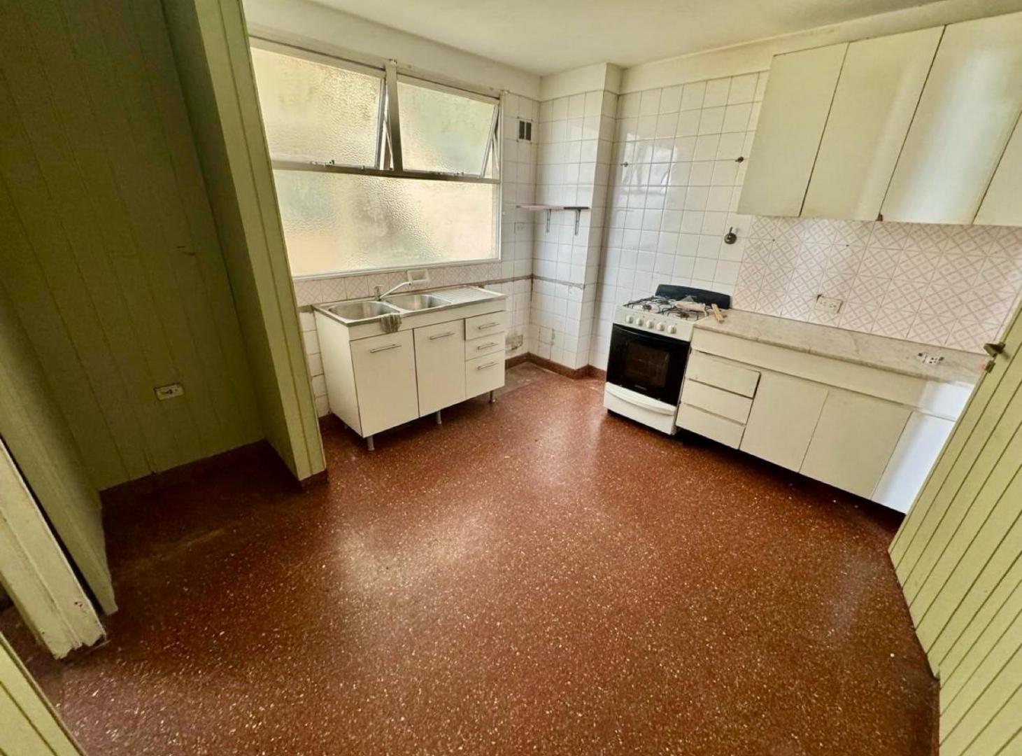 Foto de Departamento 4 Ambientes con Dependencia y Cochera fija!!! - Palermo, imagen 5