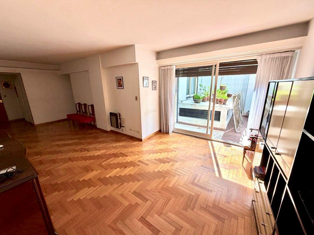 Foto de 3 Ambientes C/Dependencia y patio . Baño y toilete . Salguero y, imagen 1