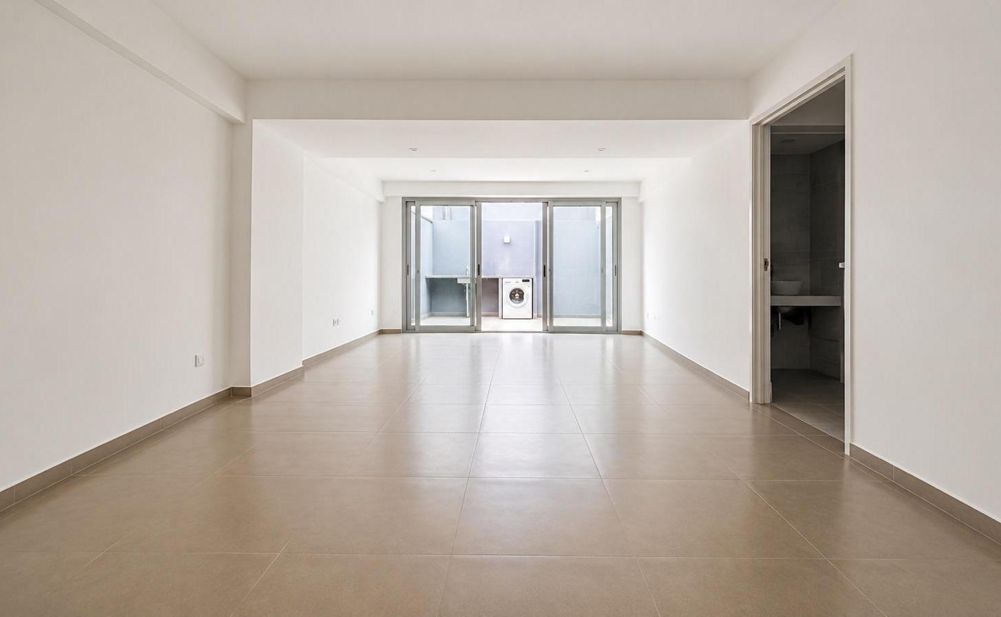 Foto de Monoambiente divisible a estrenar ¡con patio propio! - Apto Profesional, imagen 2