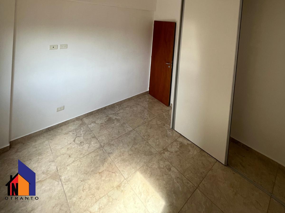 Departamento 2 Ambientes en Venta Moron 2