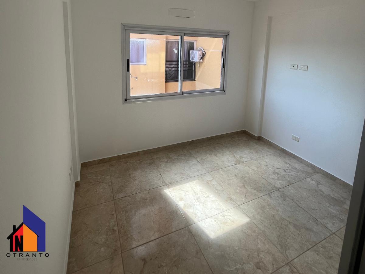 Departamento 2 Ambientes en Venta Moron 3