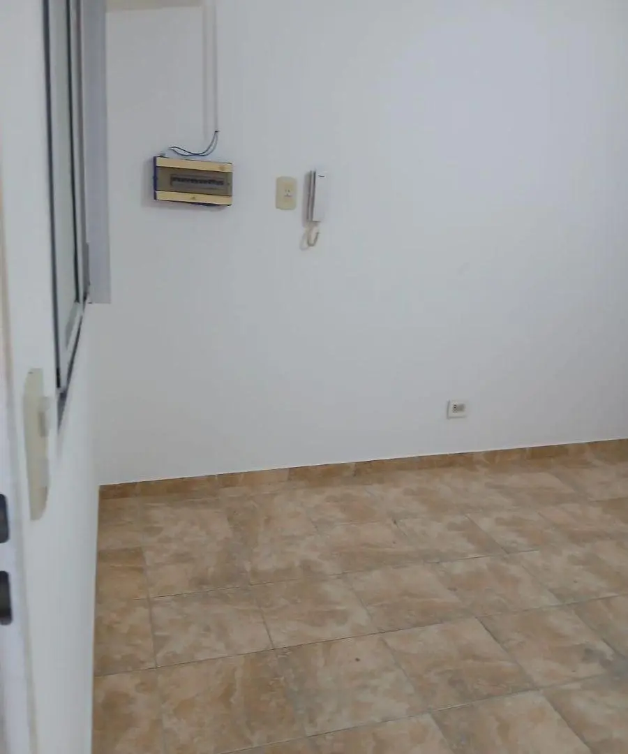 IMPECABLE 2 AMBIENTES CON PATIO PROPIO - EXCELENTE UBICACIÓN EN SAN JUSTO 5