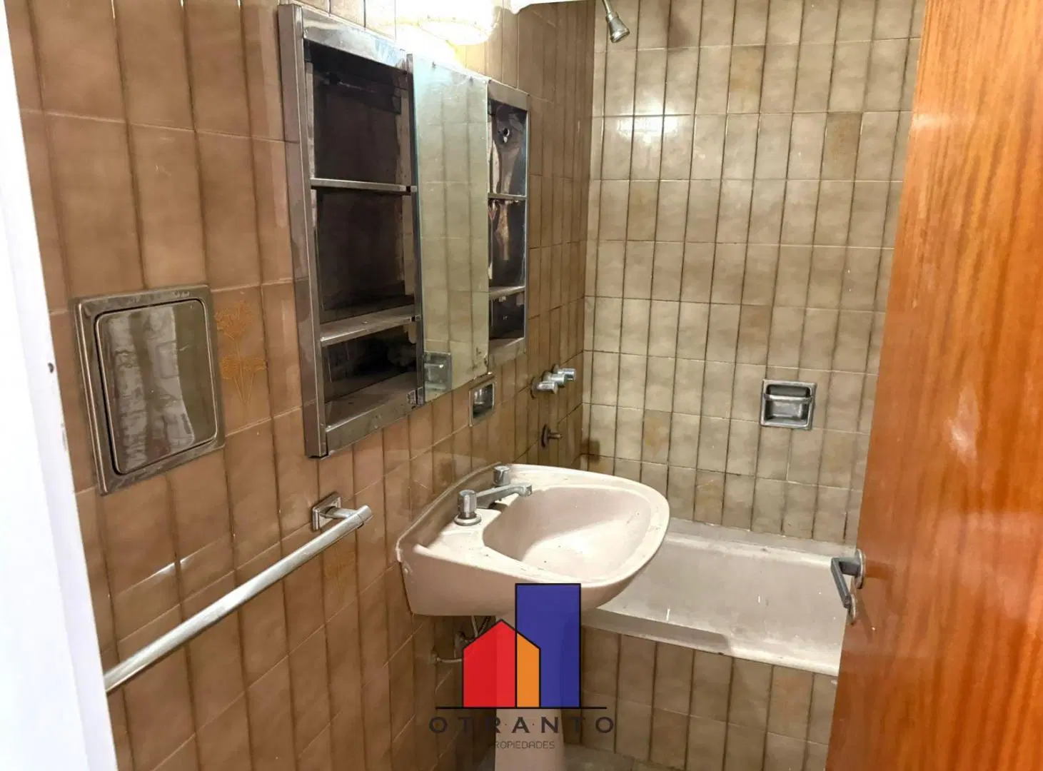 Chalet Ph En Venta en Ramos Mejía a una cuadra de Av. de Mayo 2