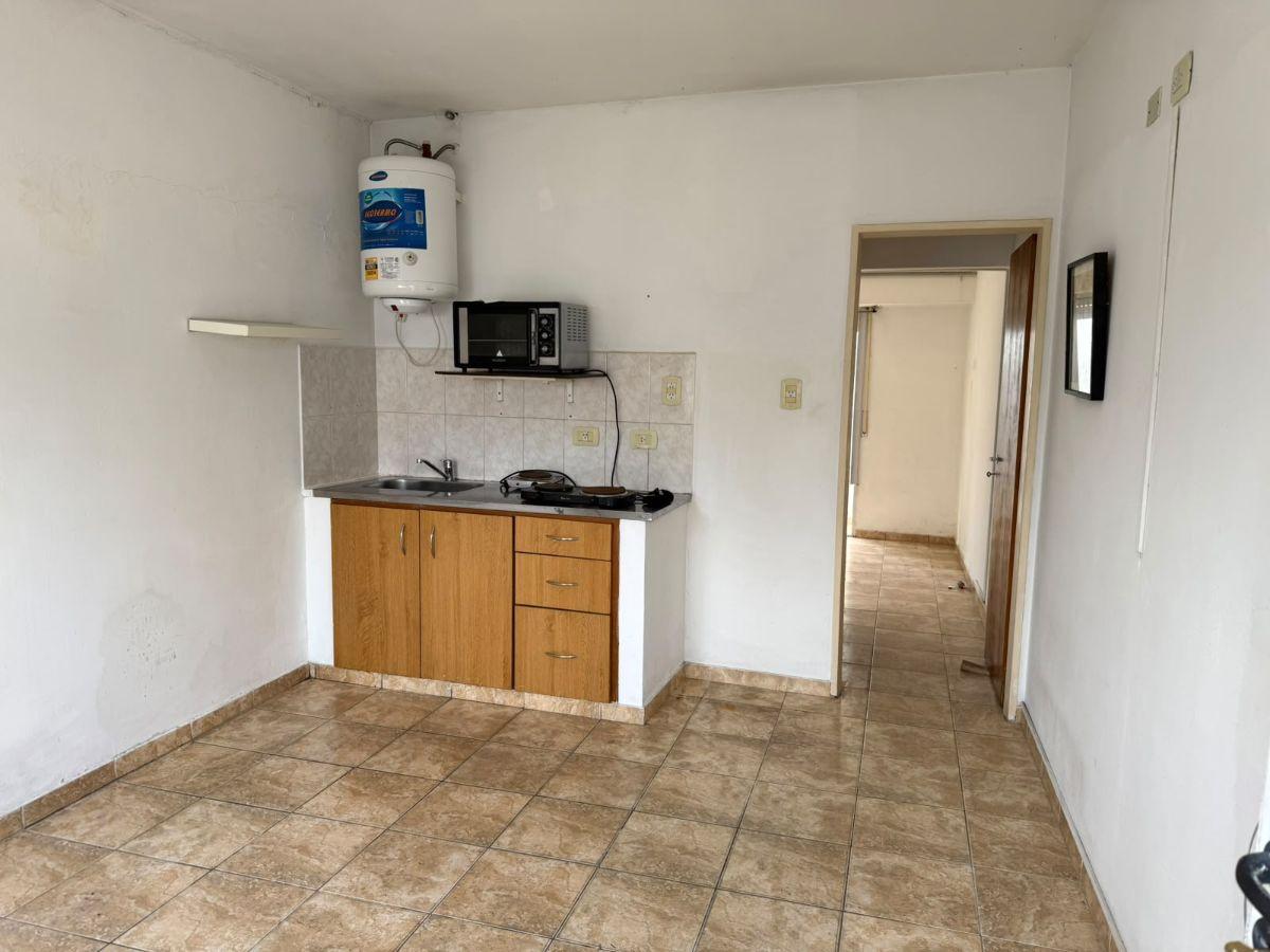 Foto de DEPARTAMENTO 2 AMBIENTES SIN EXPENSAS EN SAN JUSTO, imagen 1