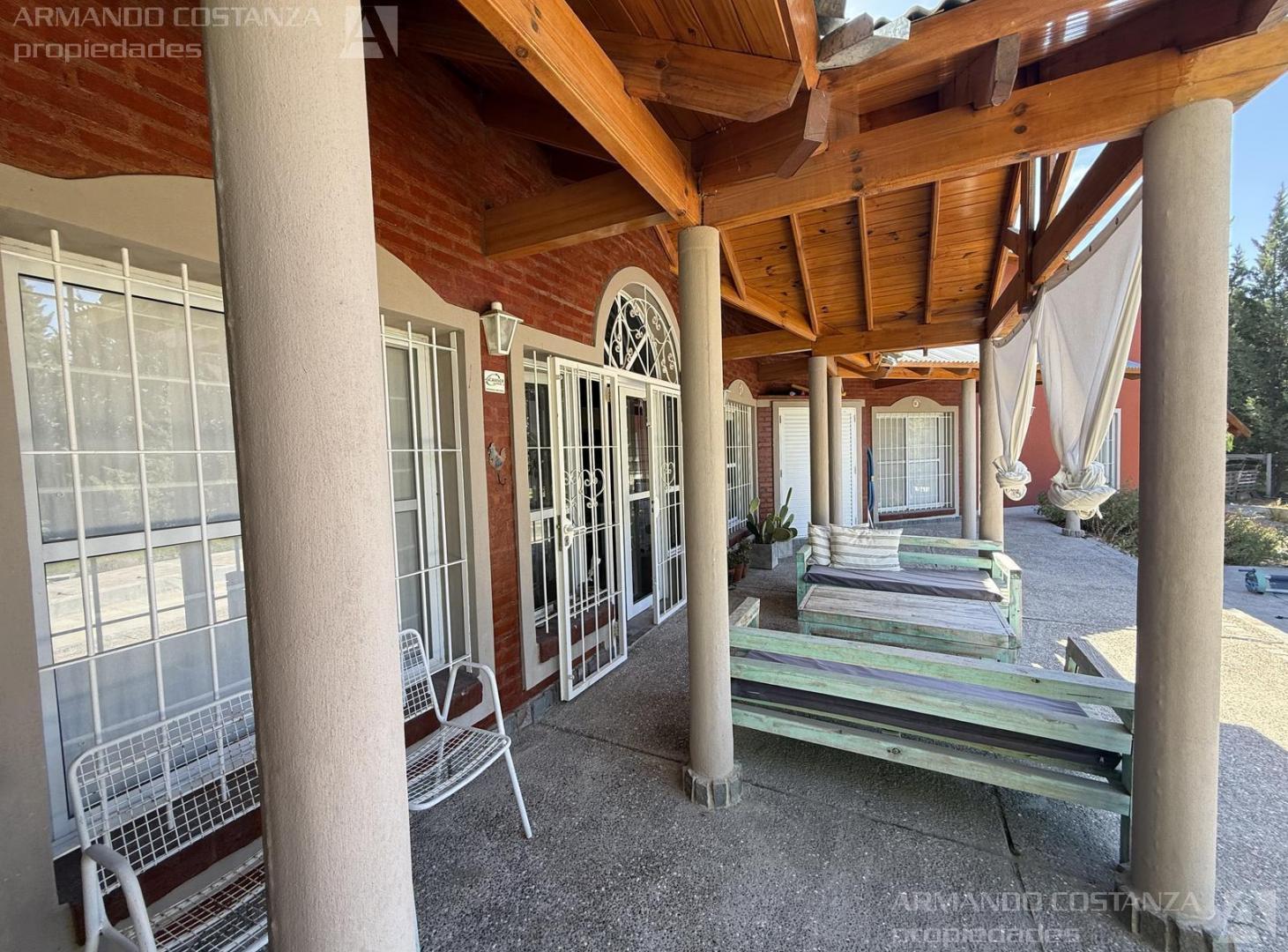 Foto de QUINTA CON PILETA / Puerto Madryn/ 2500MTS2/ IMPECABLE, imagen 4