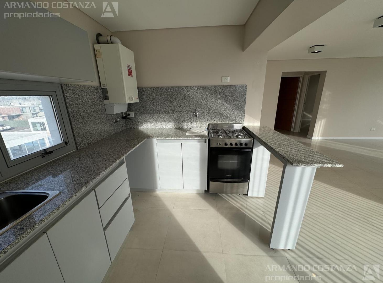 VENDE / Departamento en Puerto Madryn a 200mts del Mar / PISCINA Y GYM