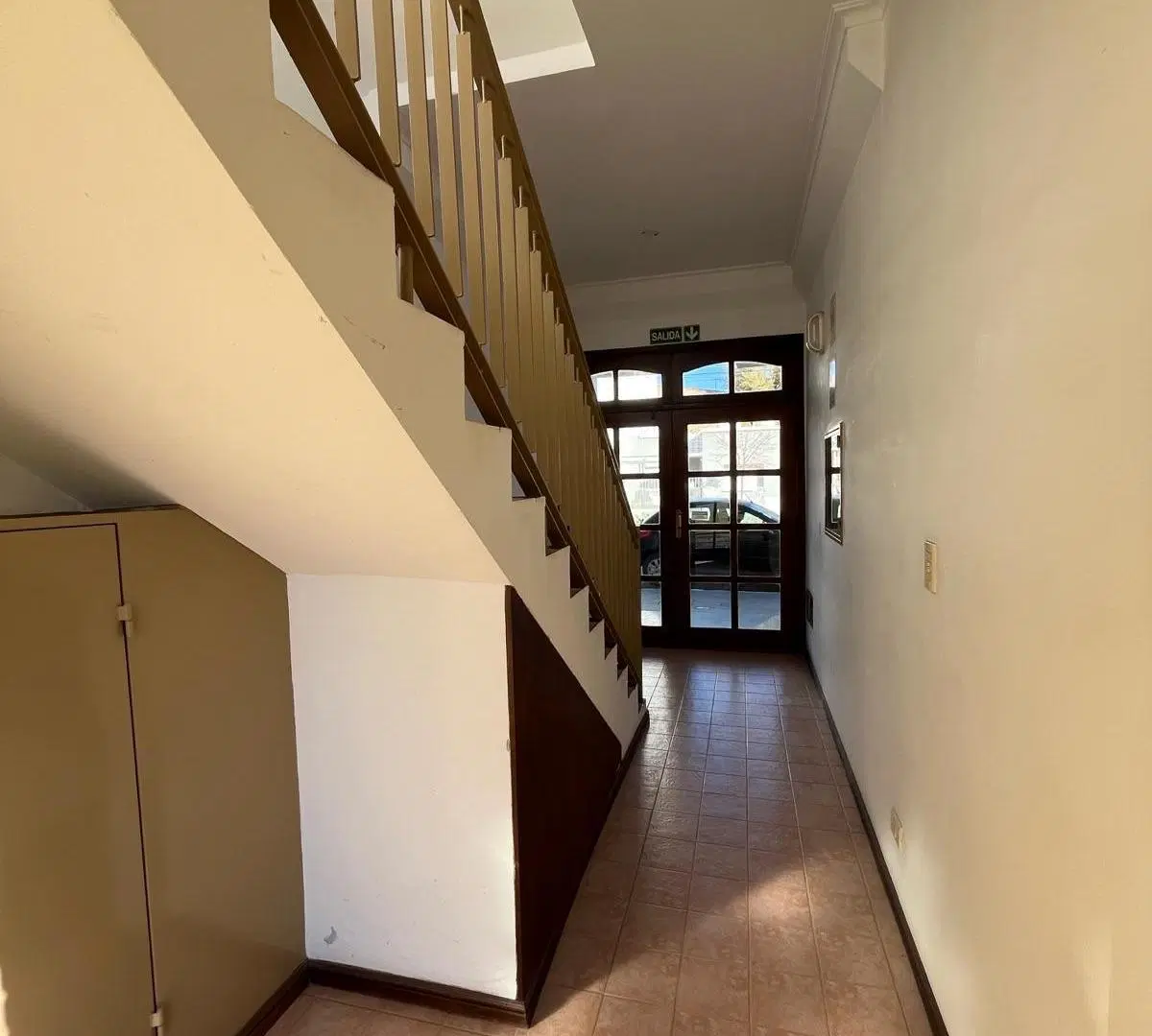 ALQUILA / SEMICENTRO / Departamento - Puerto Madryn 3
