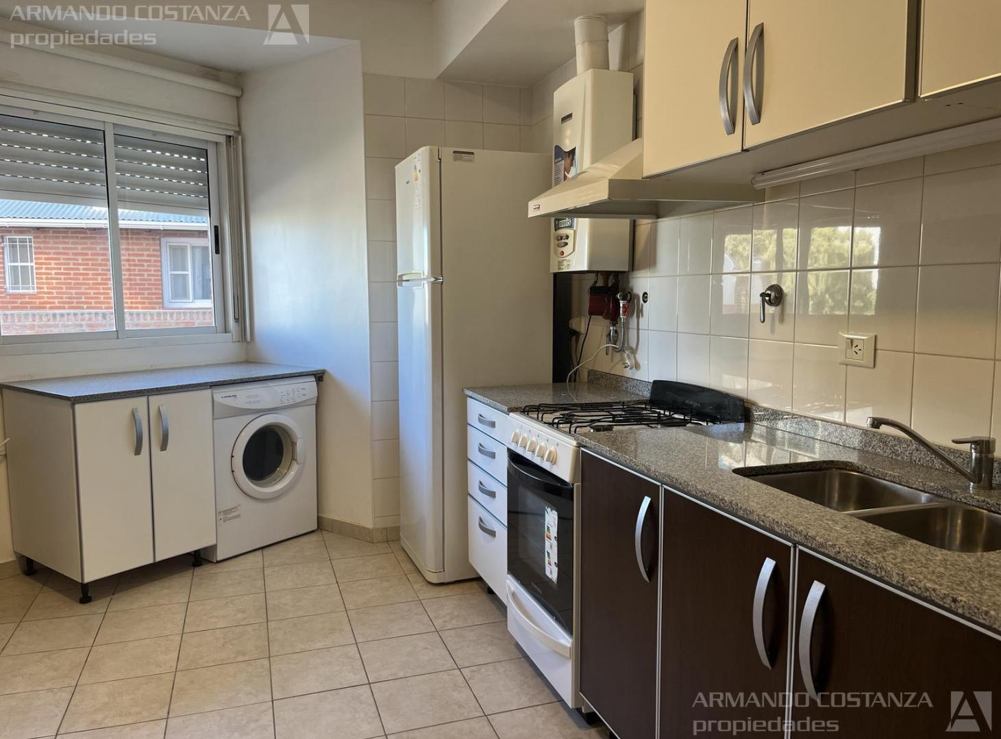 Foto de VENDE EN PUERTO MADRYN - 2 HABITACIONES COCHERA - CENTRO, imagen 5