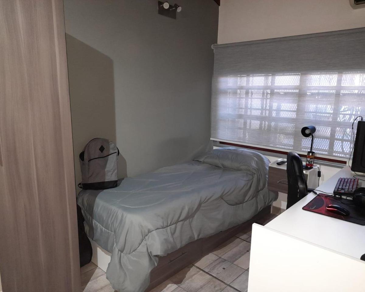 Foto de Venta Casa 3 Ambientes con quincho y pileta, imagen 3