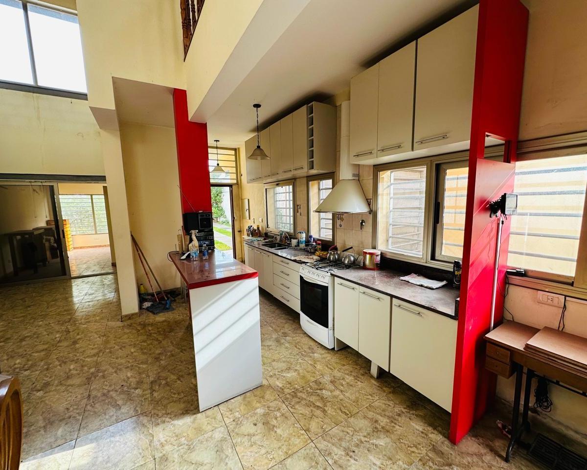 Venta Casa en 2 Plantas Sobre Lote de 10x 45 4