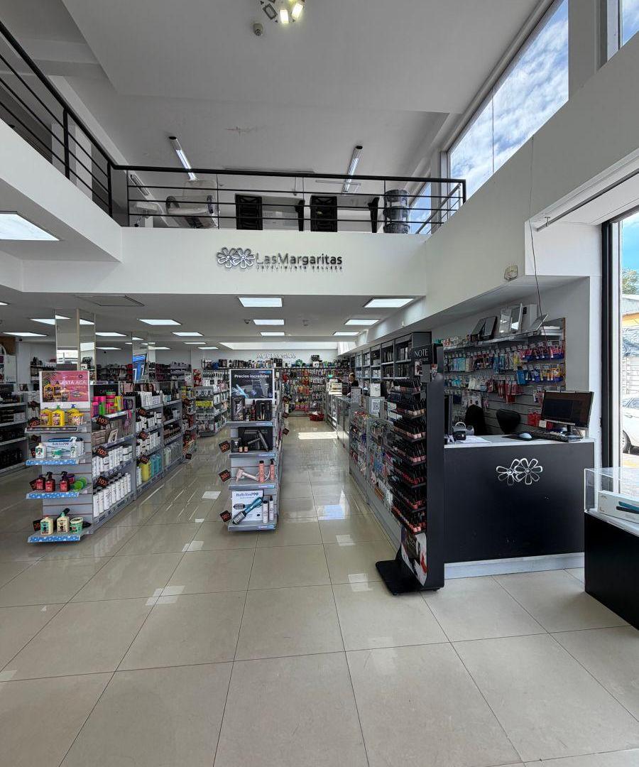 Foto de Alquiler excelente local comercial, imagen 4