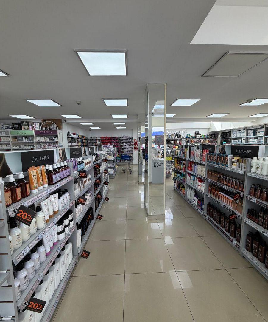 Foto de Alquiler excelente local comercial, imagen 2