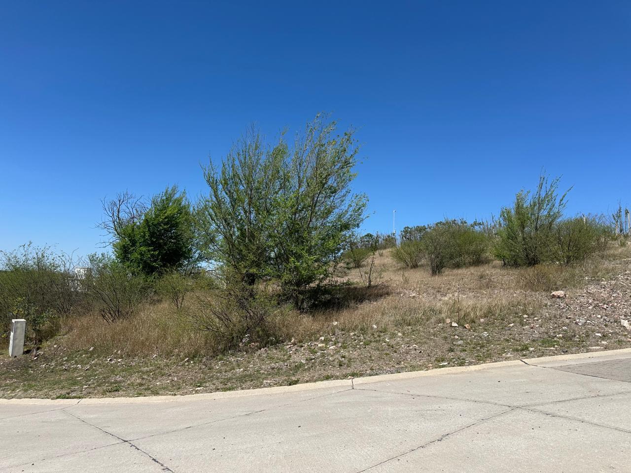 Terrenos en venta en barrio cerrado Colinas De La Deseada la calera