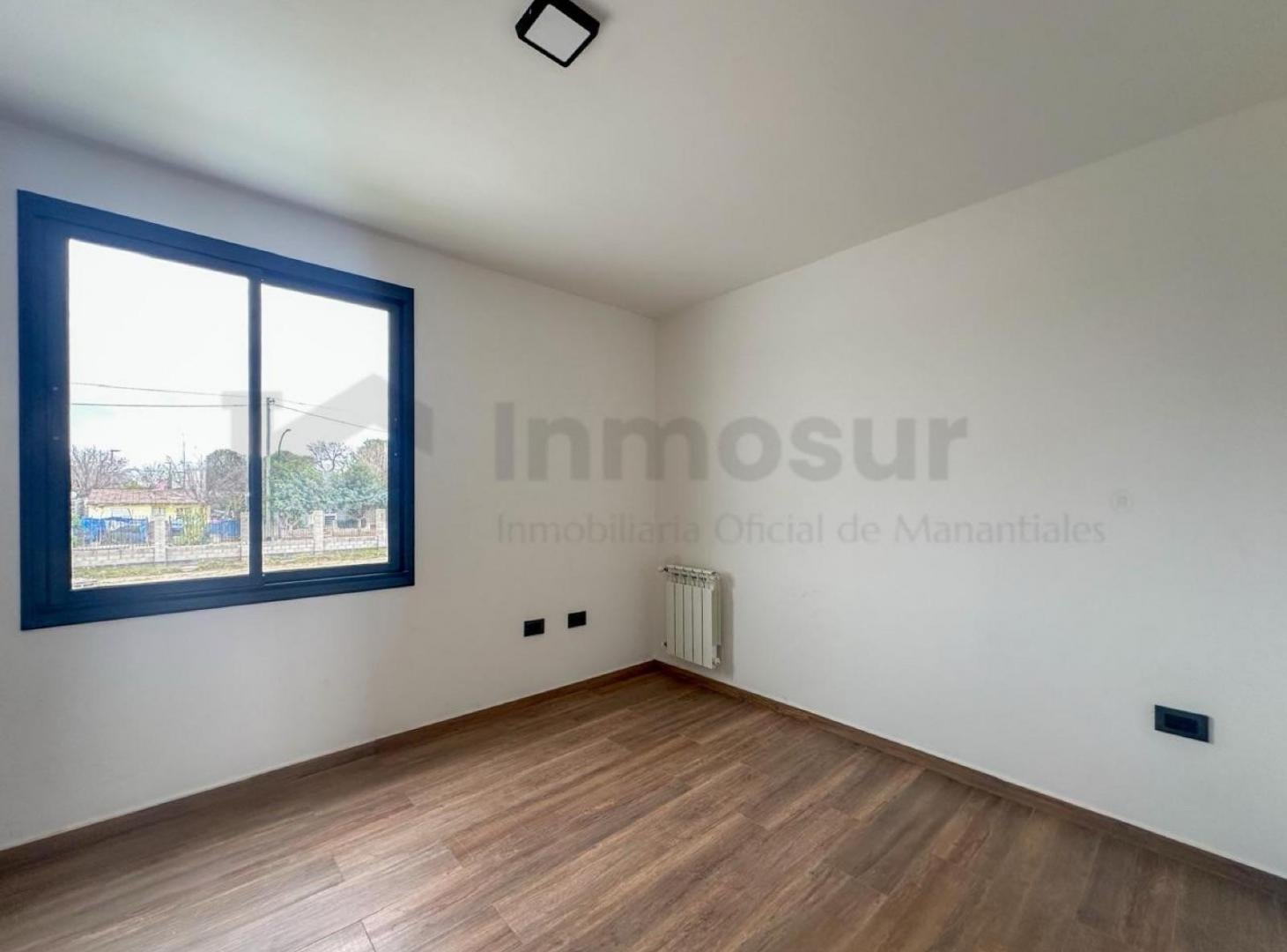 Foto de DÚPLEX A ESTRENAR 3 DORMITORIOS EN VENTA – CHACRAS GREEN (CHACRAS DEL, imagen 1