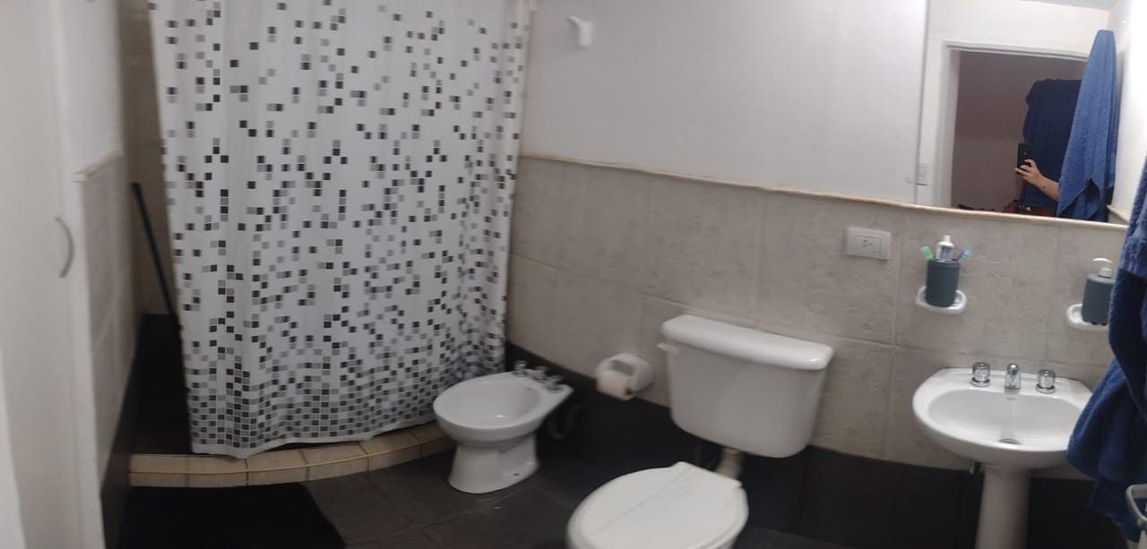 Foto de Departamento de 1 dormitorio amplio, muy luminoso con balcon Av, imagen 5