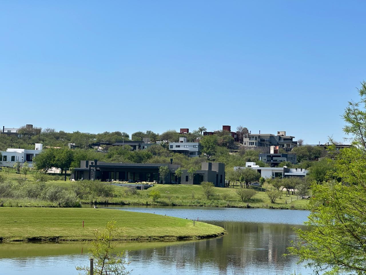 Foto de Terreno de 1200 m2 en Estancia el Terron Mendiolaza con excelente vista, imagen 2