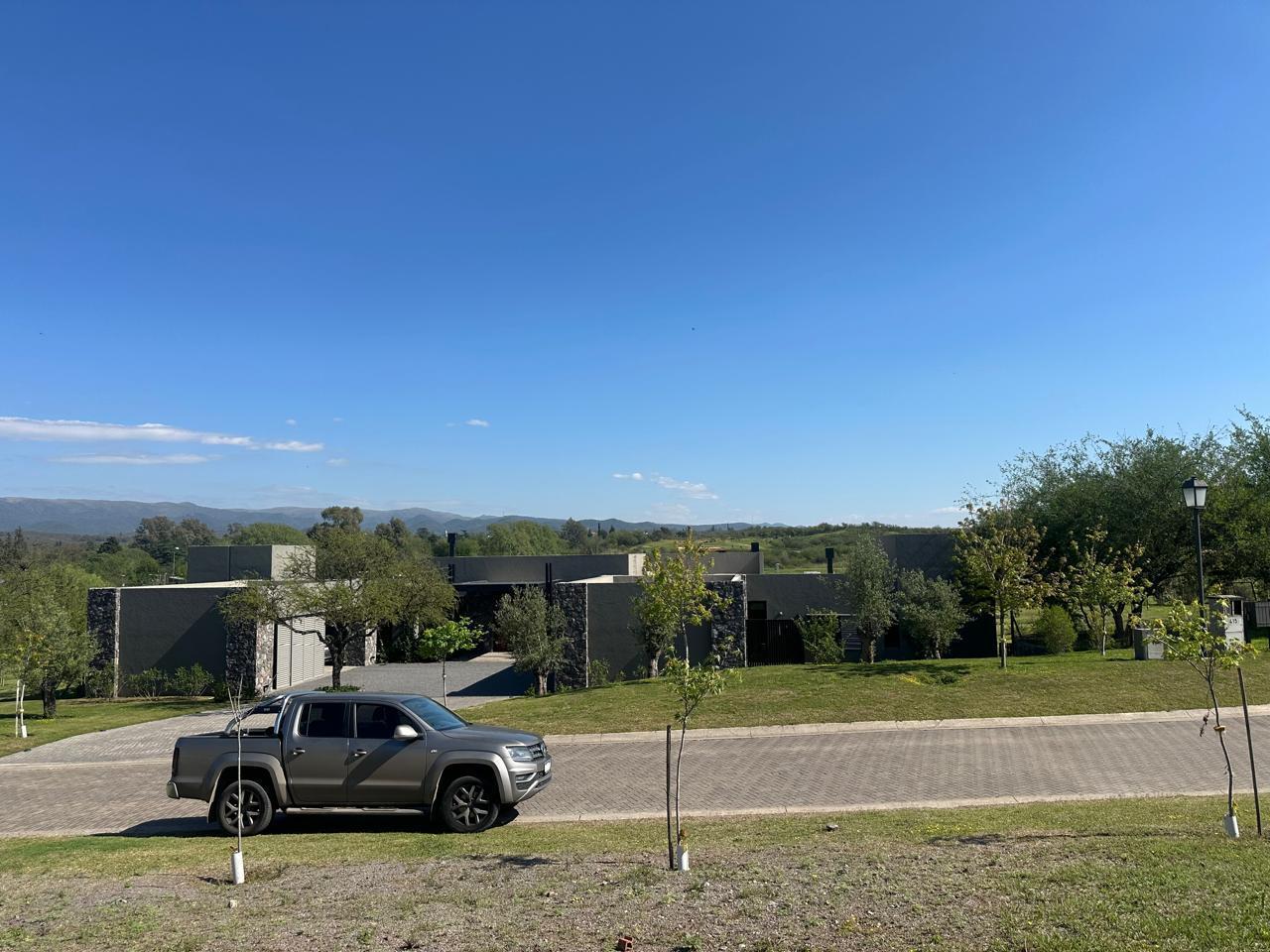 Foto de Terreno de 1200 m2 en Estancia el Terron Mendiolaza con excelente vista, imagen 1