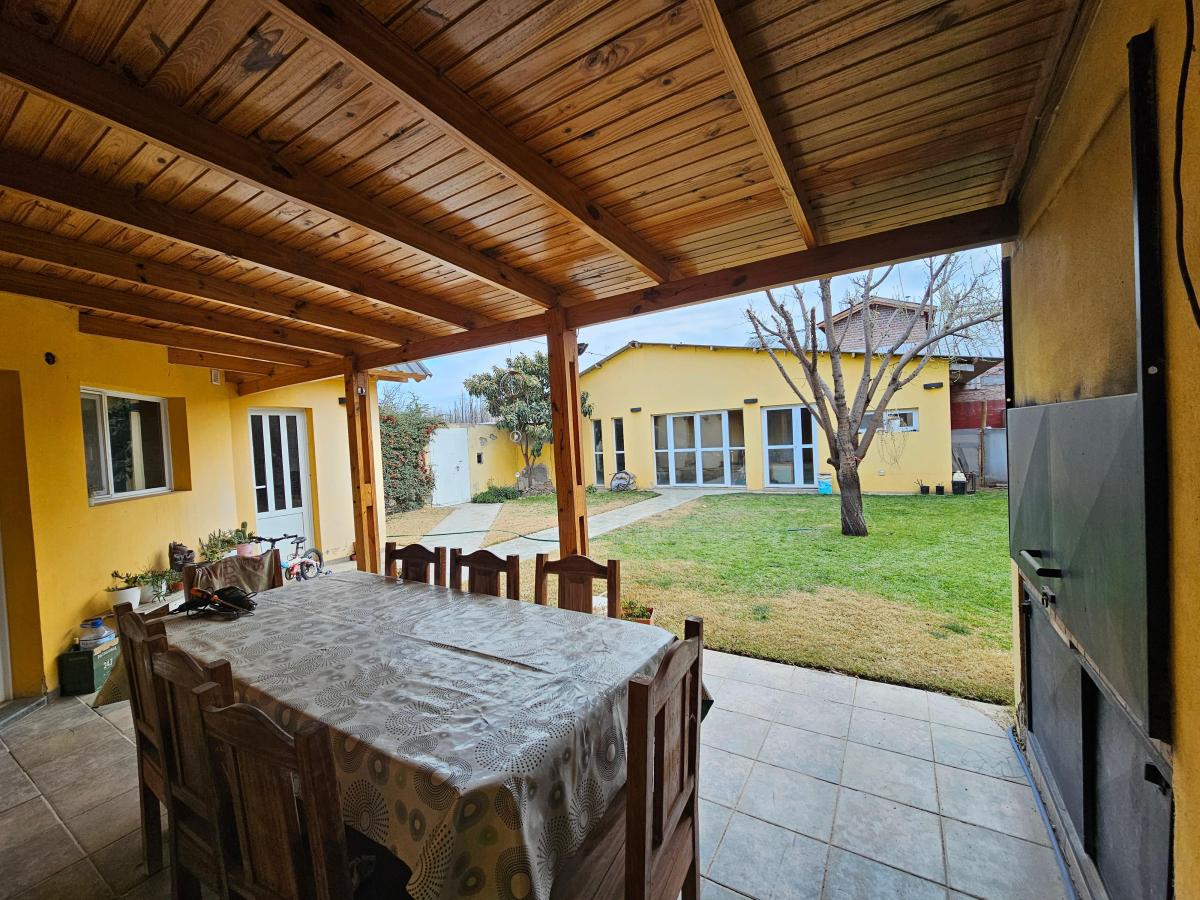 Venta de Casa 3 Dorm. - 208 m Cubiertos - Bº Náutico Plottier - Neuquen 5
