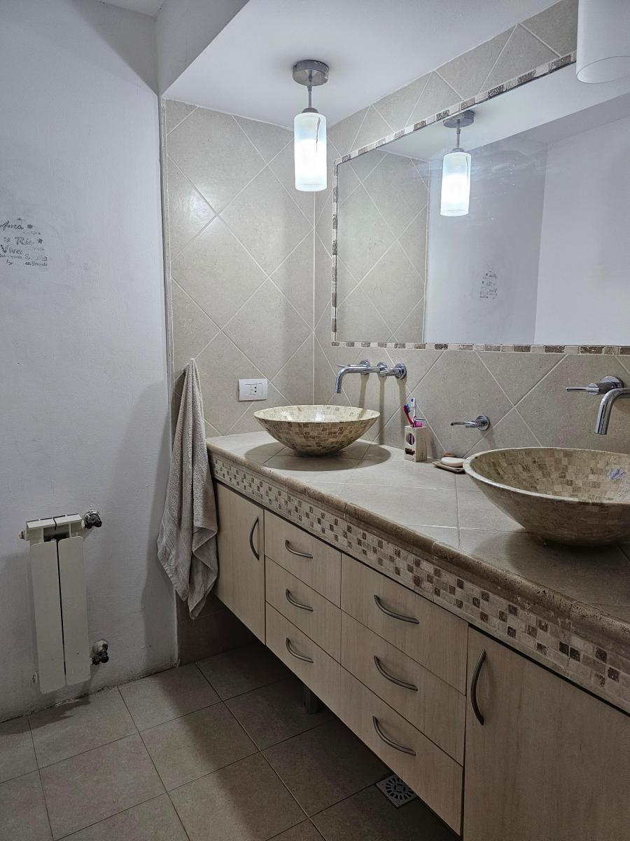 Venta de Casa 3 Dorm. - 208 m Cubiertos - Bº Náutico Plottier - Neuquen 3
