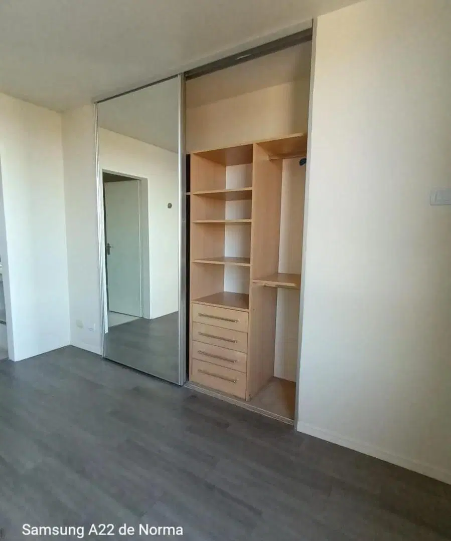 SEMIPISO EN VENTA - GRAL ROCA 2