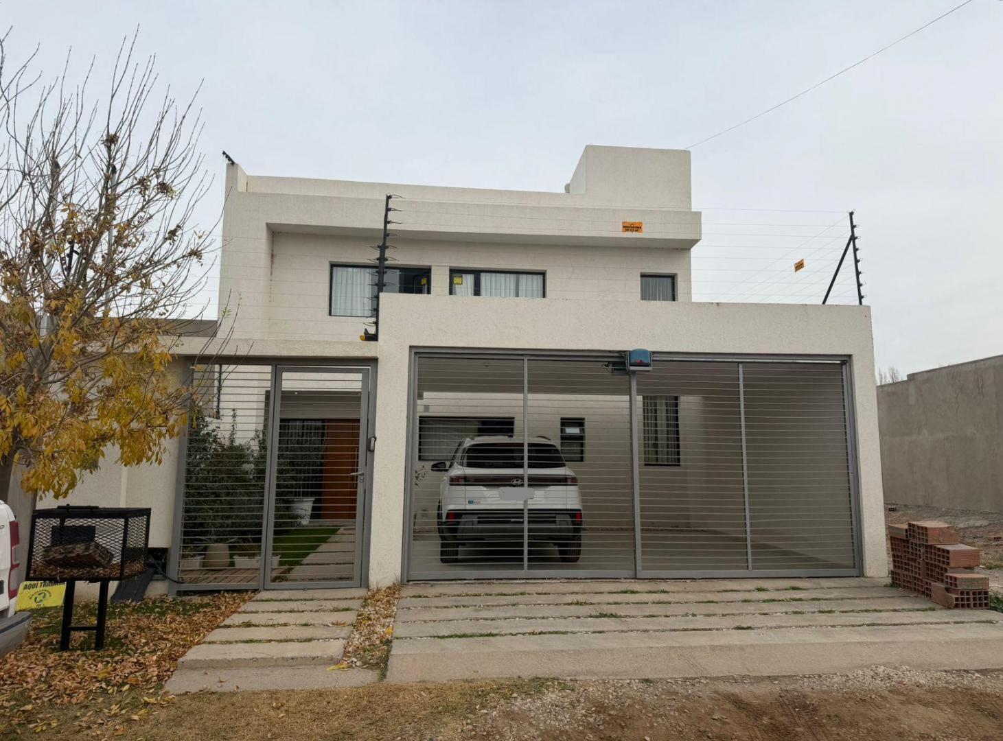 CASA EN ALQUILER