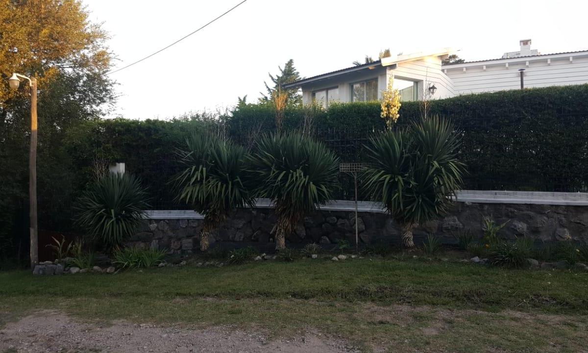 Se Vende Inmueble Tipo Chalet - Valle Hermoso 5