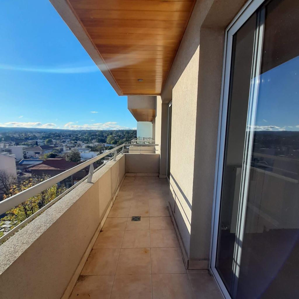 Se Vende Departamento B° Centro - Excelente Vista 2