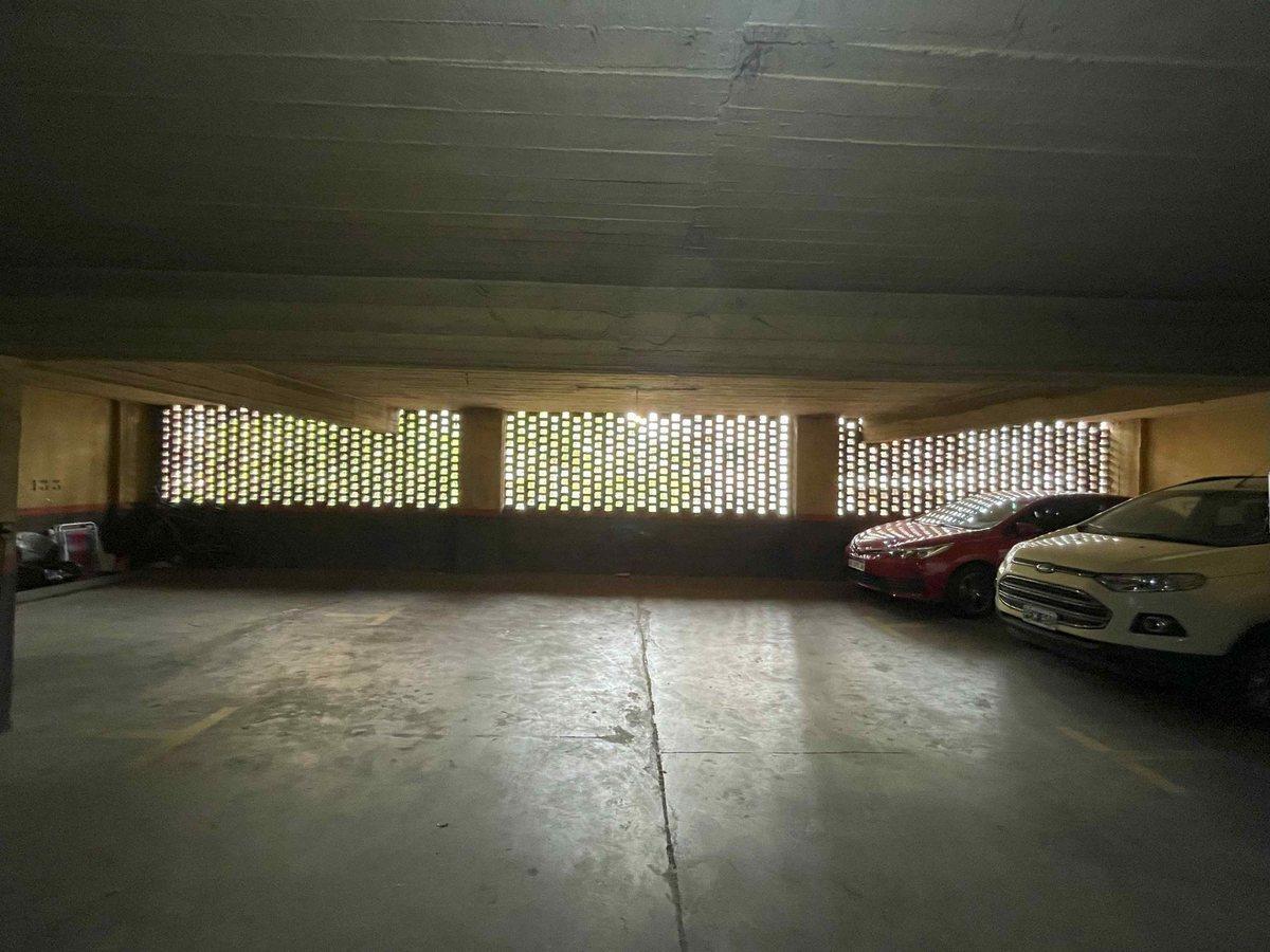 En Venta Cochera Fija y Cubierta Ascensor - Flores 5