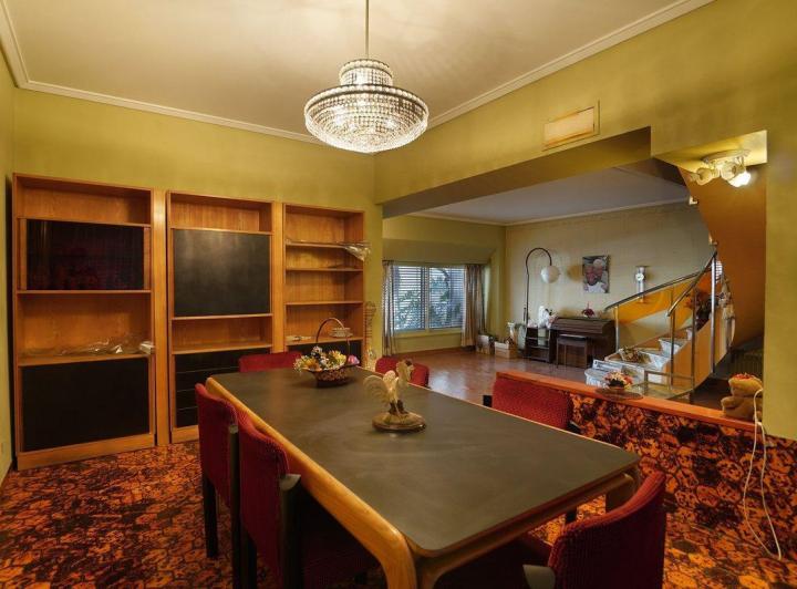 Venta - Casa 5 ambientes con cochera - Liniers 4