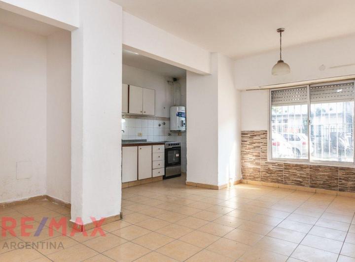 VENTA DEPTO 3 AMBIENTES C/ COCHERA SAN JUSTO 2