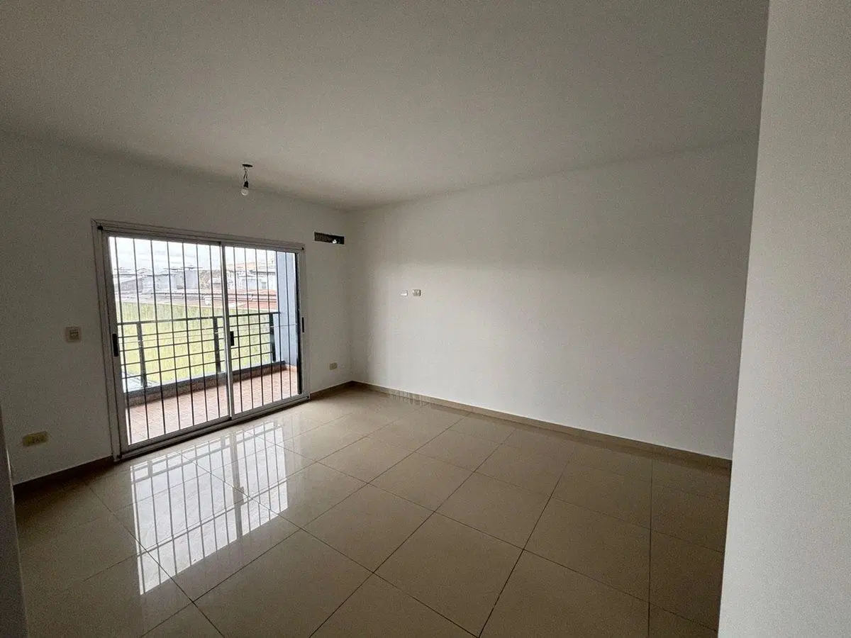 ALQUILER 3 AMBIENTES SIN EXPENSAS EN TABLADA 5