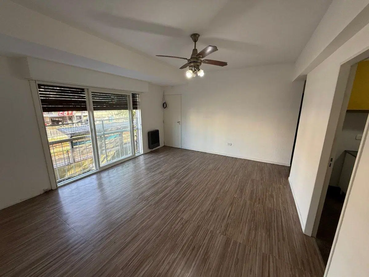 VENTA DEPTO 3 AMB BALCÓN APTO CREDITO-RAMOS MEJIA 4