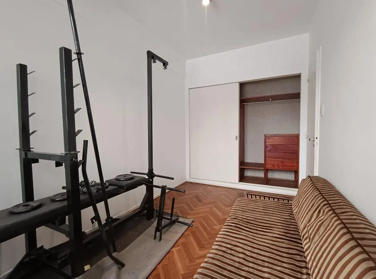 VENTA DEPARTAMENTO 4 AMBIENTES, FLORES. 4