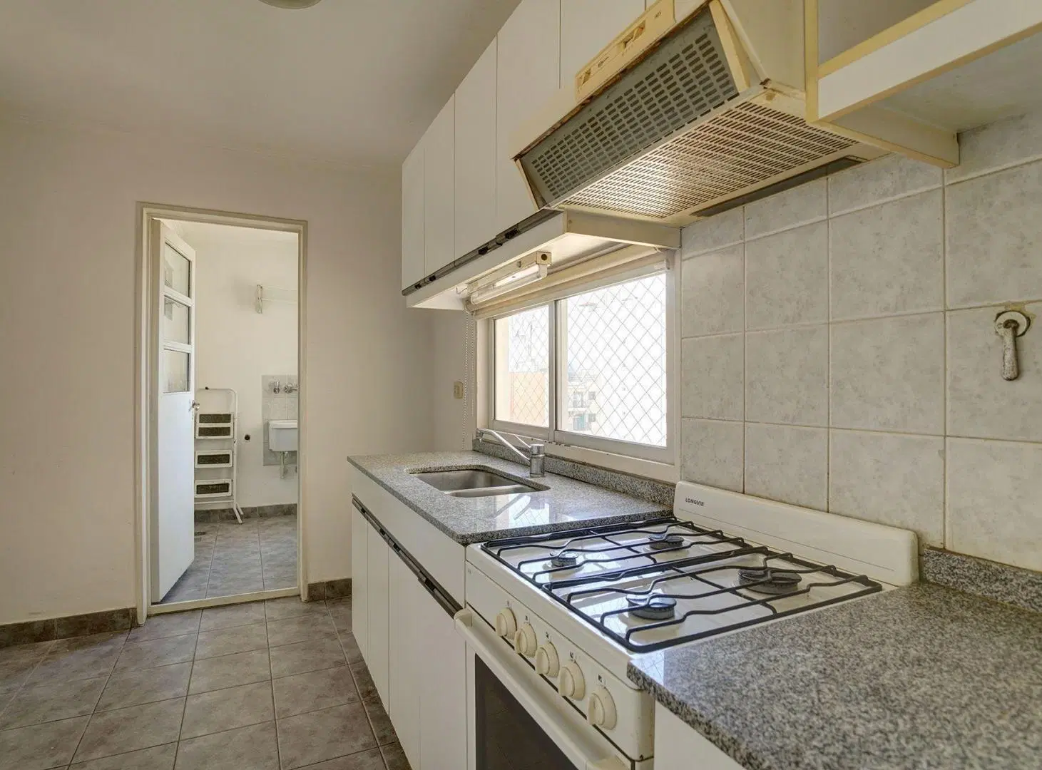 VENTA DEPTO 3 AMB SEMIPISO AL FRENTE CABALLITO 5