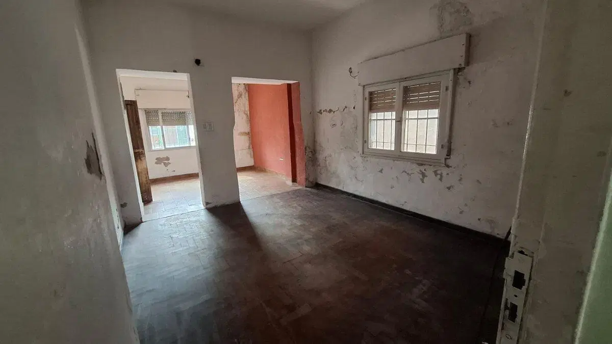 VENTA CASA 4 AMB Y 2 DPTOS JOSE.L.SUAREZ  A.C 4