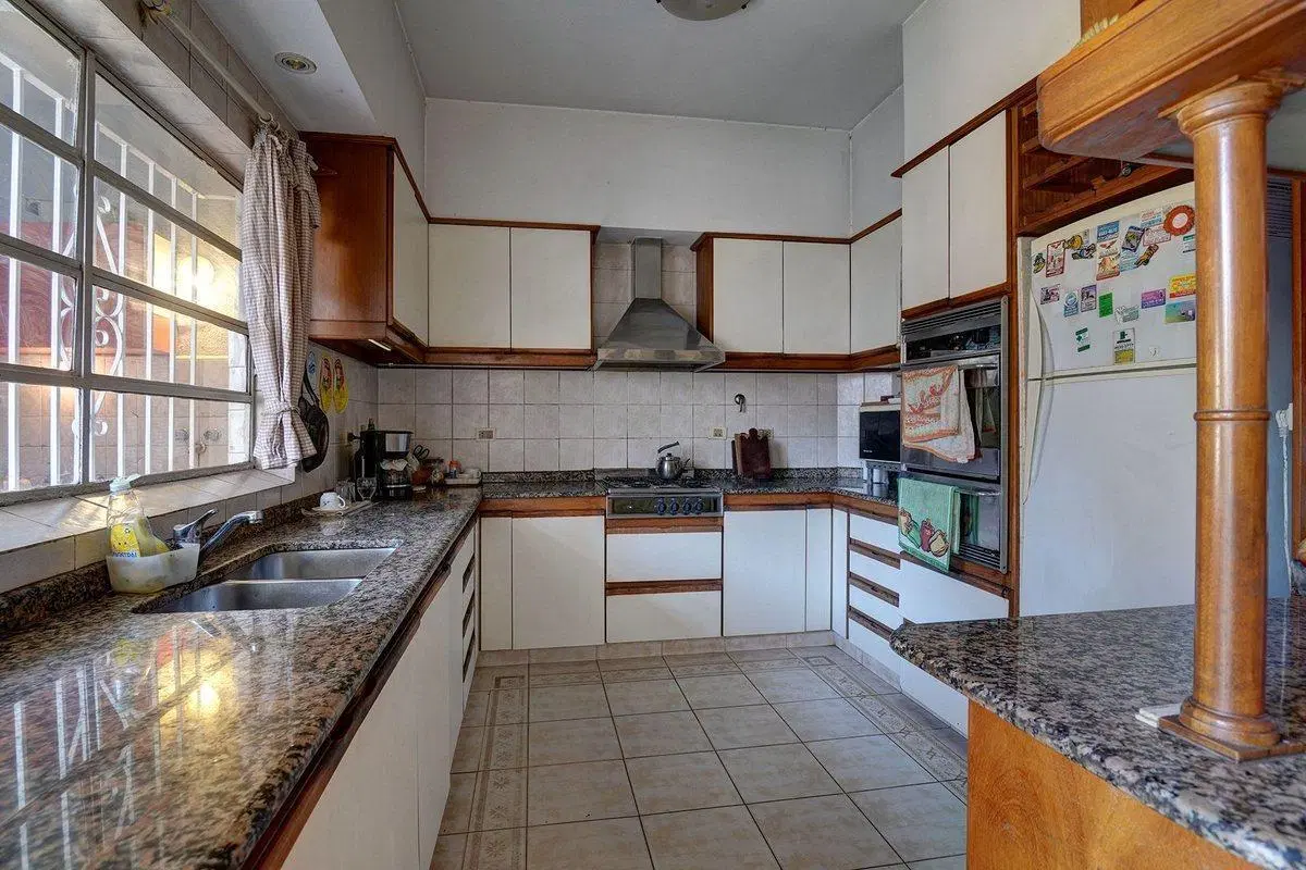 Venta - Casa 4 ambientes - Parque Avellaneda 5