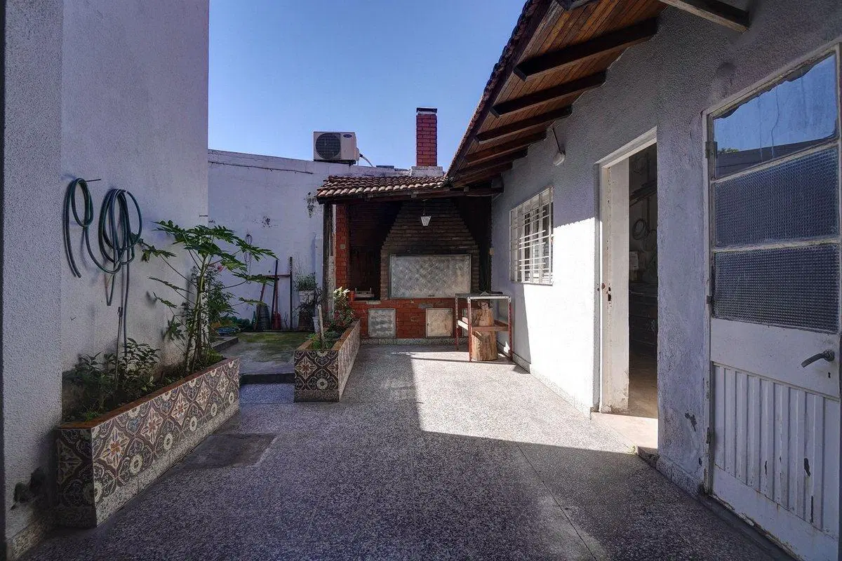 Venta - Casa 4 ambientes - Parque Avellaneda 3
